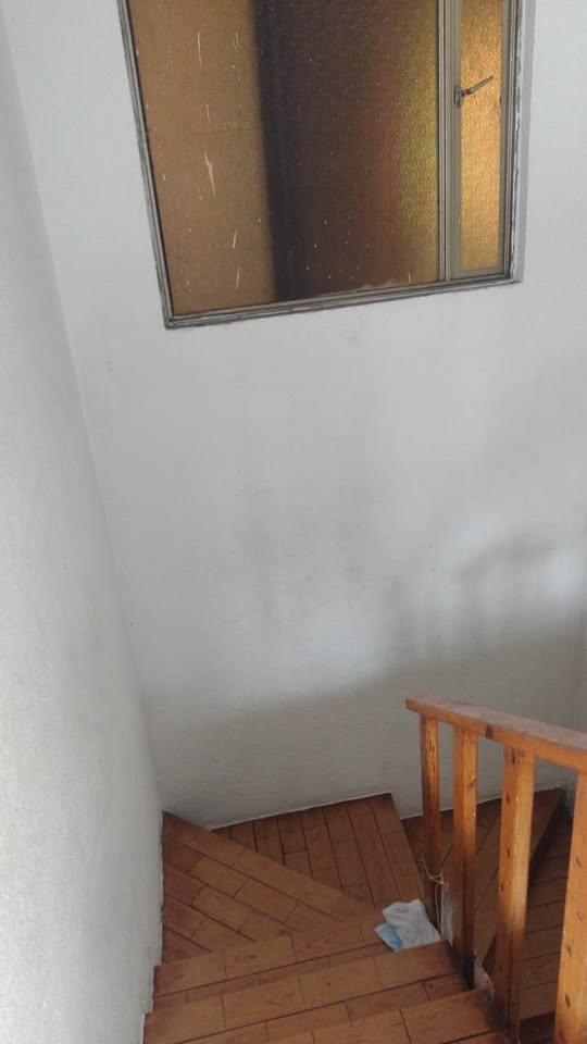 Thumbnail 5 de Amplia Casa de Inversión de 3 Pisos en Ciudad Jardín Norte